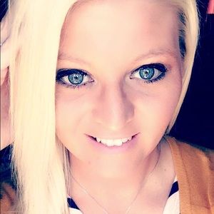 Meet your Posher, Logan